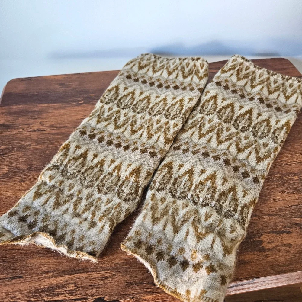 Vintage Iceland Scandinavian Made in Sweden LambsWool Leg Warmers Fair Isle